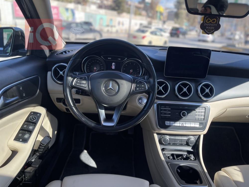 مرسيدس بنز GLA